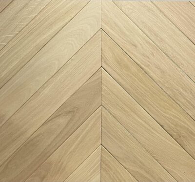 Parquet en Chêne - Point De Hongrie - Vernis Invisible - 530x90x15/4mm